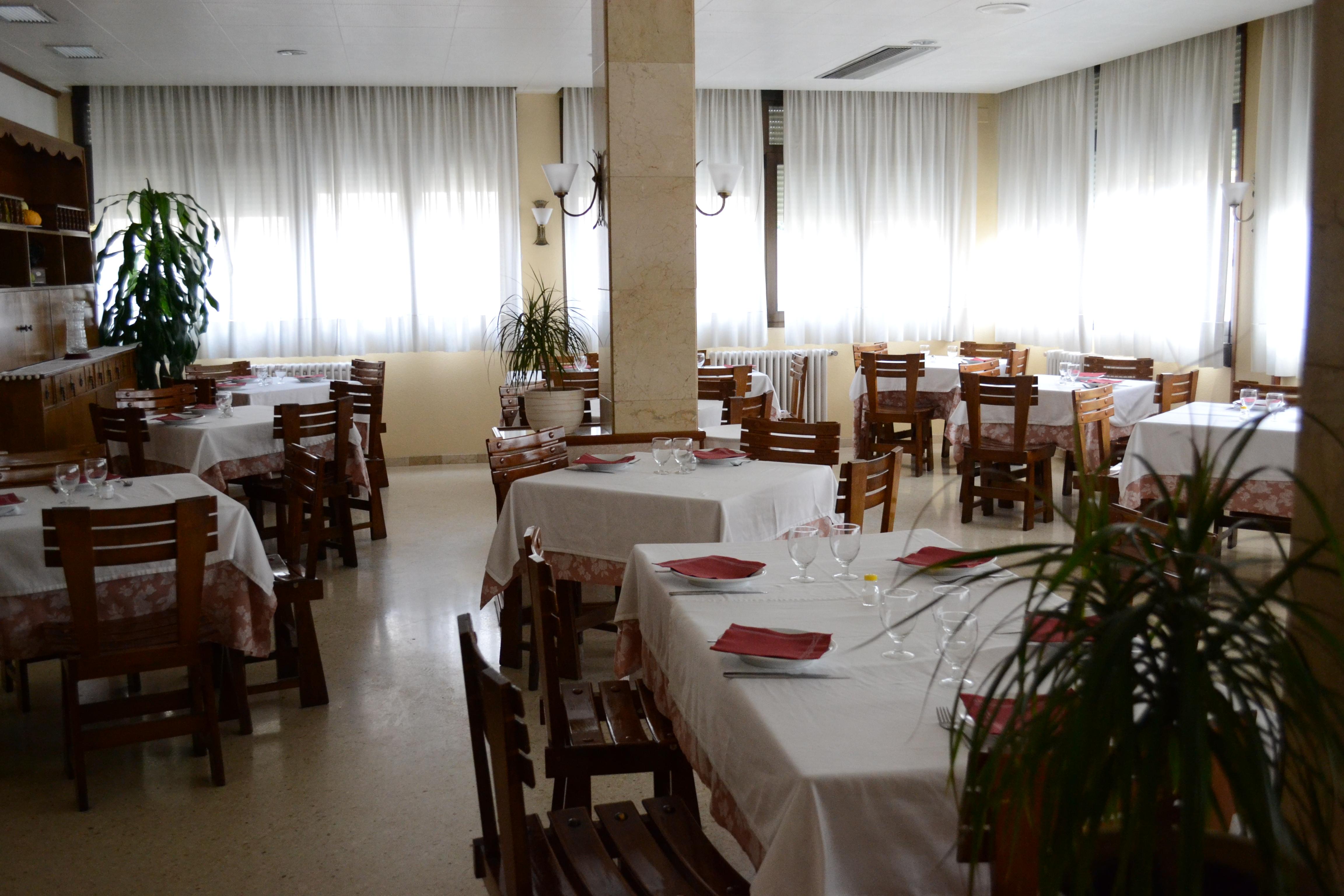 Hotel Mi Casa Sabinanigo Bagian luar foto